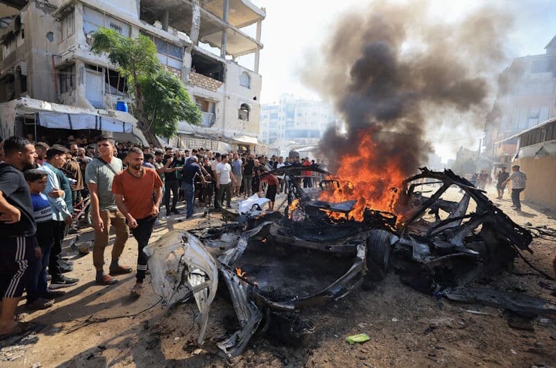 جيش الاحتلال يوسع المناطق العازلة ويواصل تدمير غزة بالروبوتات