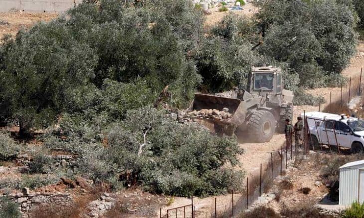 Settler bulldozing in Naalin lands