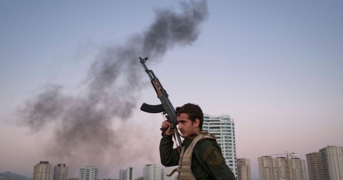 US strikes kill 7 Guard members