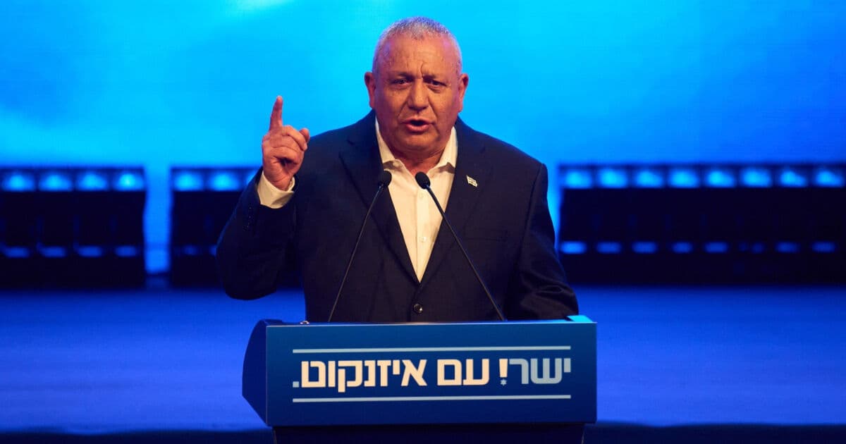 أيزنكوت يرفض الحرب مع إيران قبل الانتخابات