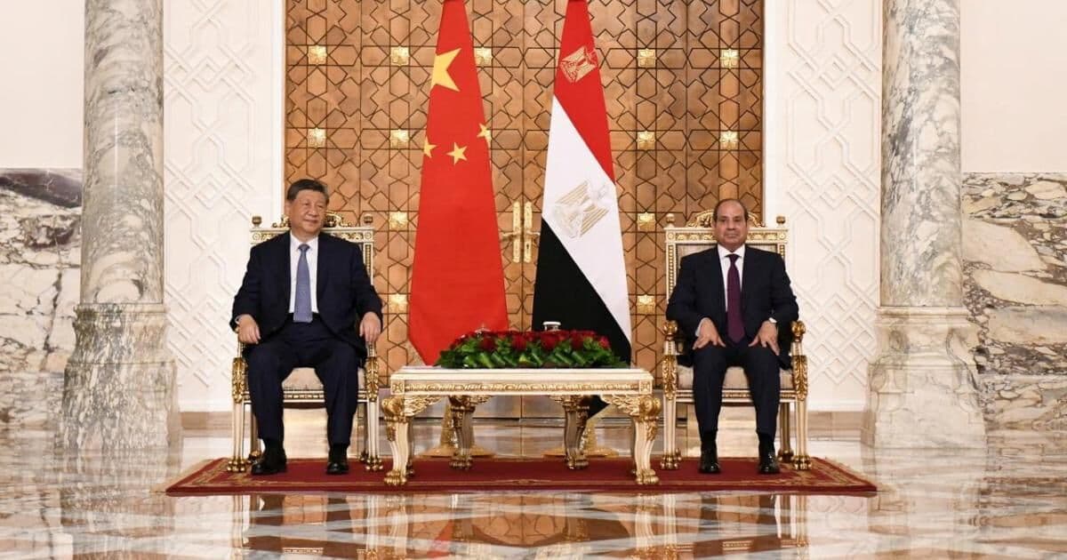 الرئيس الصيني في القاهرة يدعو لنظام دولي متعدد