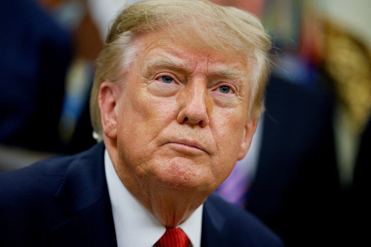 Trump dismisses Iran talks, backs bombing plan