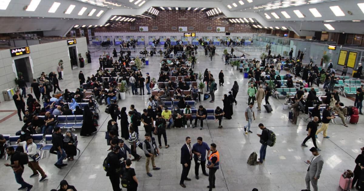 العراق يوقف رحلات إيران ورد طهران