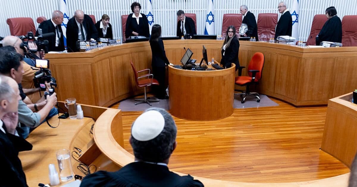 المحكمة الإسرائيلية تسمح للمرشحين العرب بالانتخابات