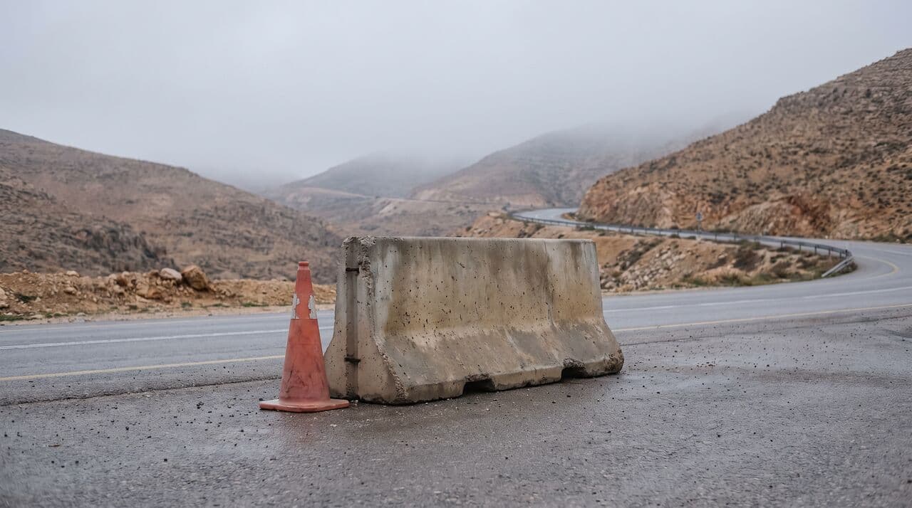 Lebanon explosives smuggling thwarted