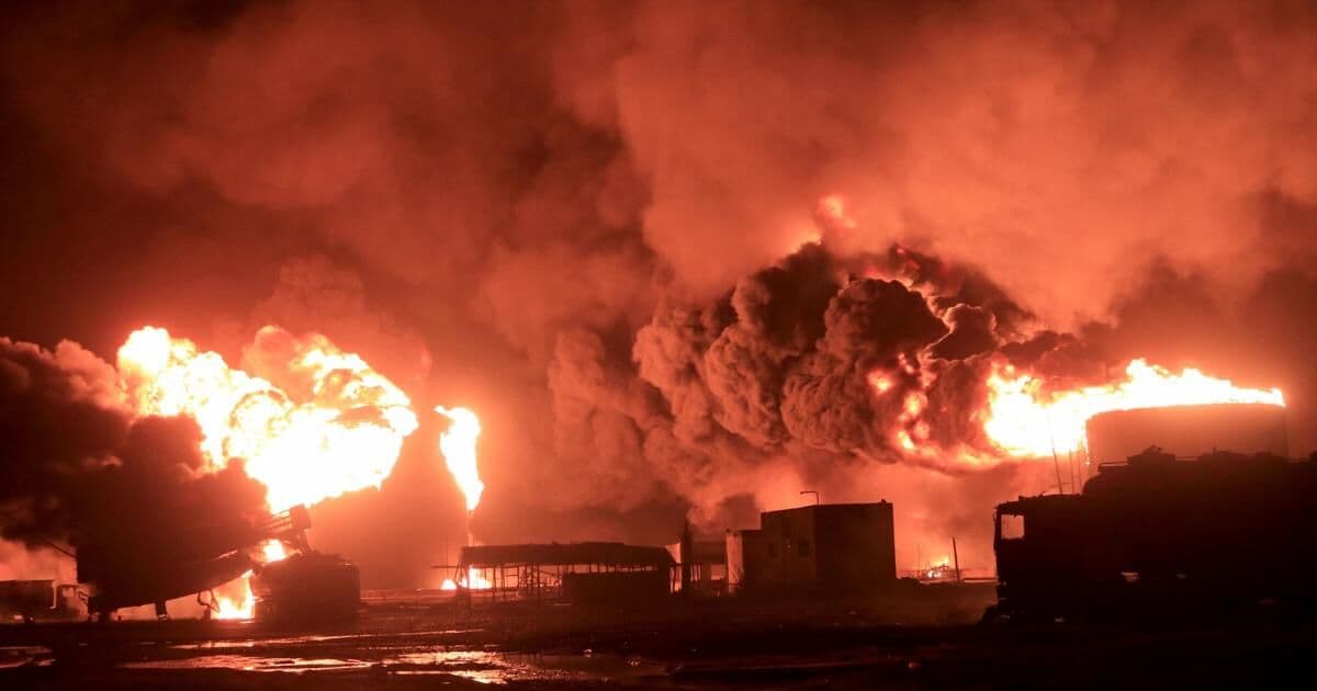Red Sea clashes target Hodeidah and Saudi vessel