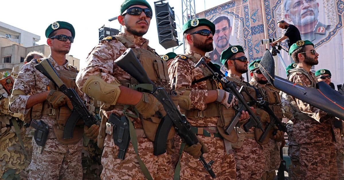 Iran Guard: No War Intent but Ready