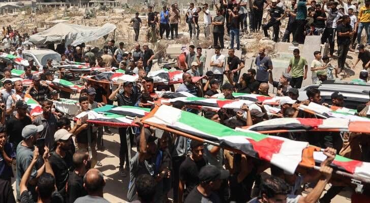 Rescue of 18 martyrs in Gaza