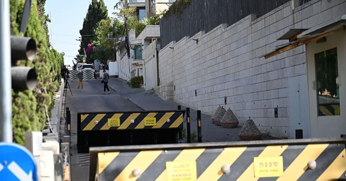 Palestinian MFA opposes Israeli actions at UK Consulate