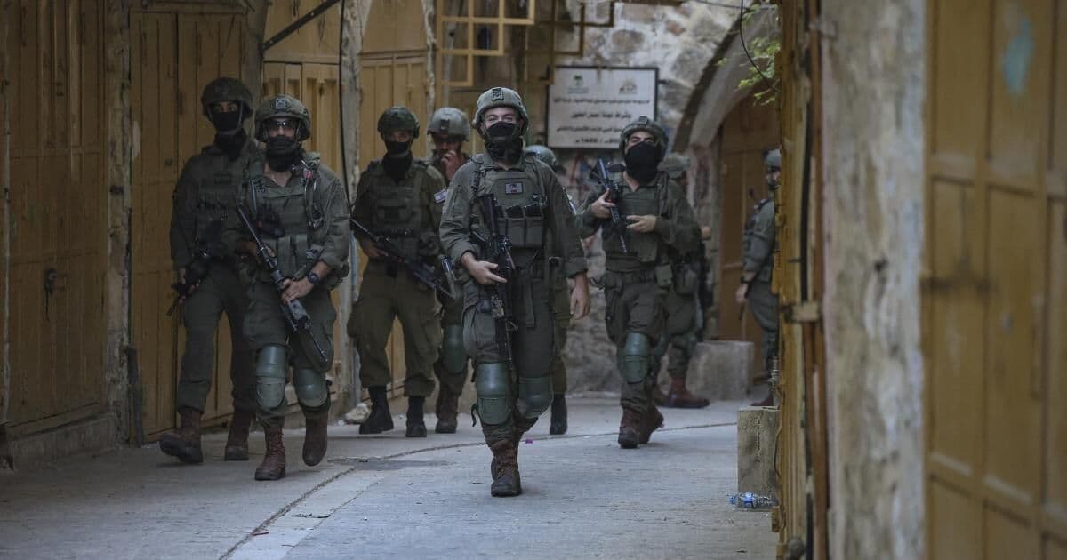 Injuries in Nablus and Siege of Beit Iksa