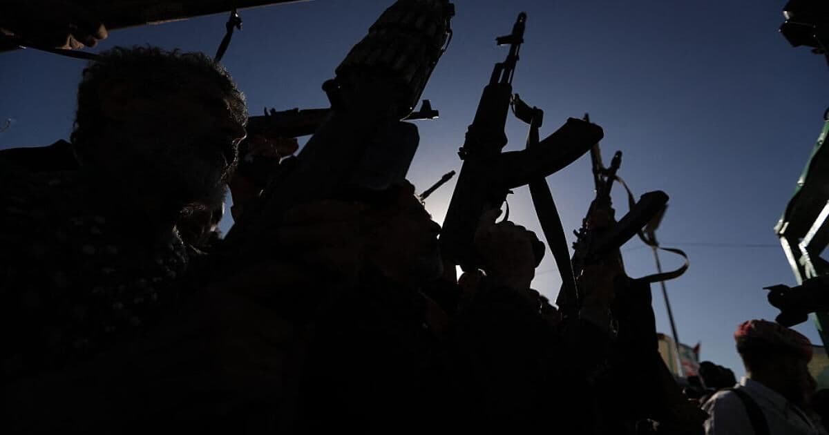 Houthis warn Washington of retaliation over Yemen intervention
