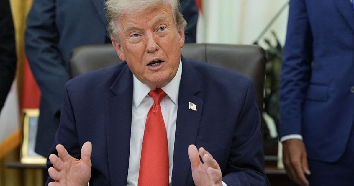ترمب يهدد طهران بين الشامل أو الاستسلام