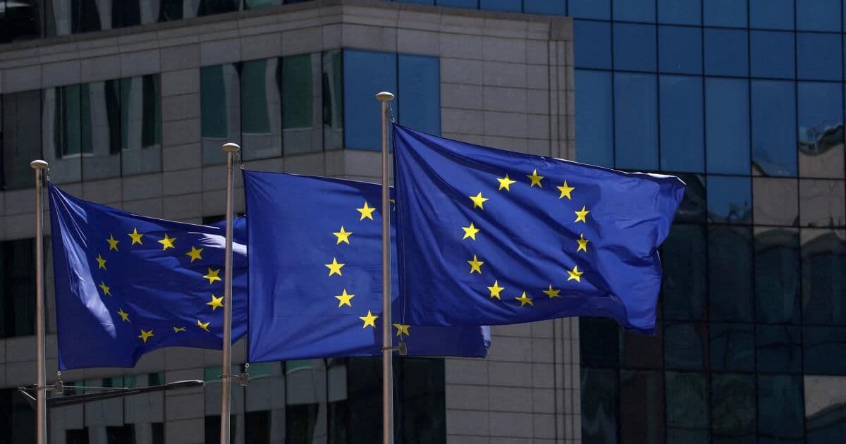 European phản đối hoãn bầu cử Palestine