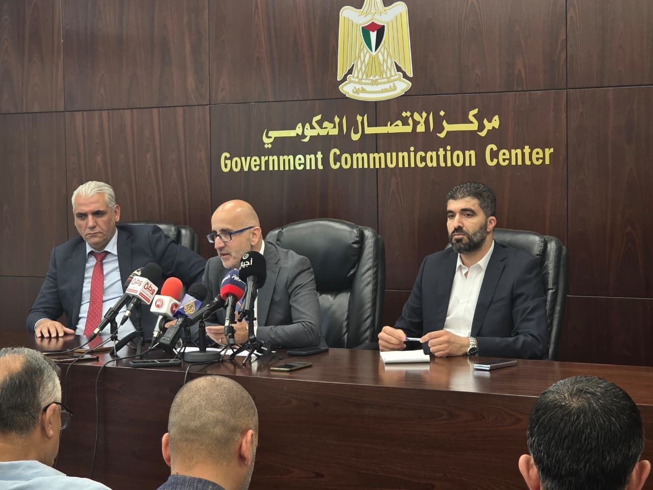 Salama discusses impact of ending banking links