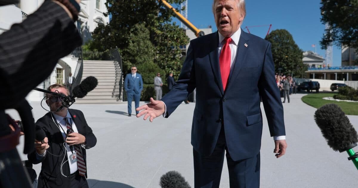 Trump anticipates conflict end; White House seeks strike plans