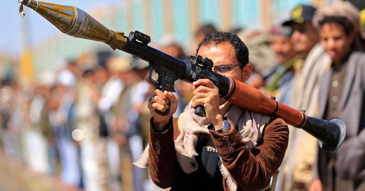 Houthis fire missile at Riyadh airport