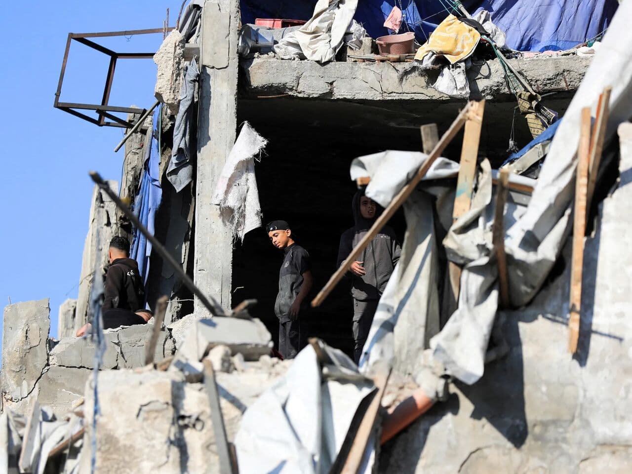 Martyr in Beit Lahiya and Gaza leadership disputes