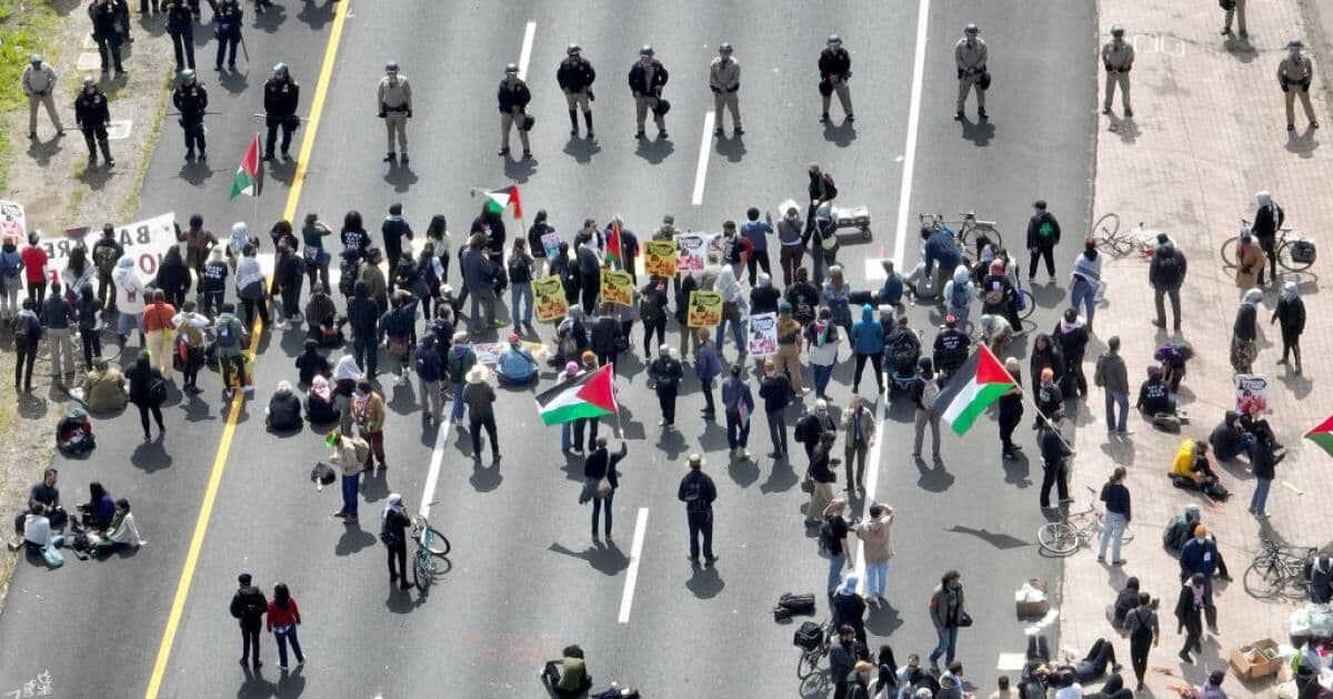 US courts Jail Golden Gate Bridge Protesters