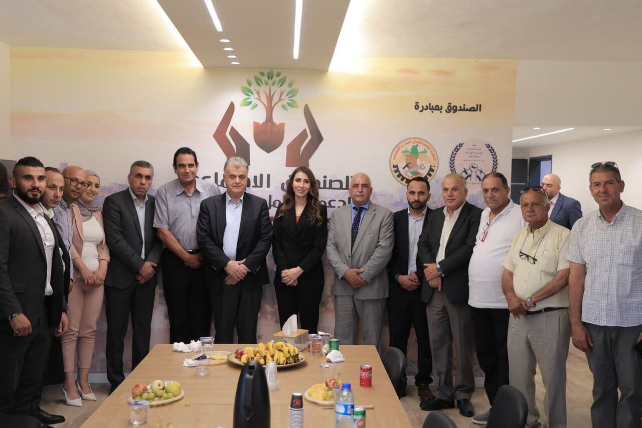 وزيرة العمل تقترب من خدمات الصندوق الاجتماعي في القدس