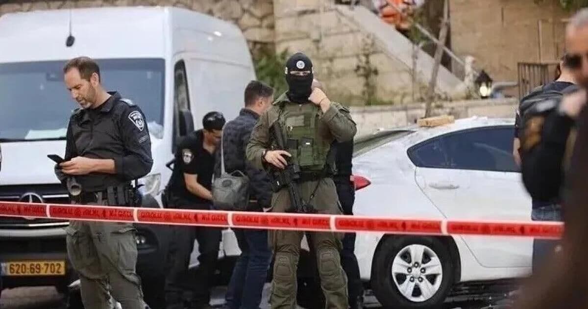 Palestinian youth killed in Nablus stabbing; Katush warns of total war