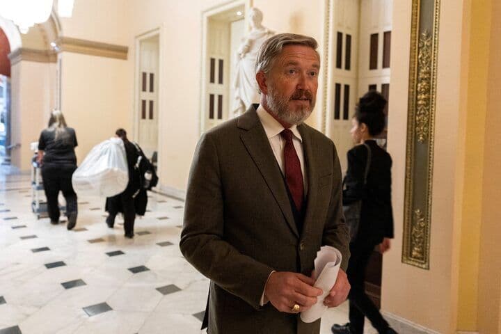Effort to Impeach U.S. Defense Secretary