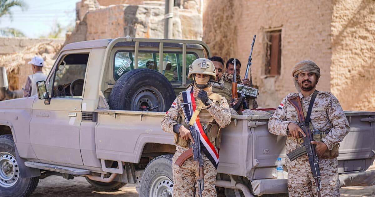 تصعيد عسكري في اليمن يستهدف مصفاة أرامكو