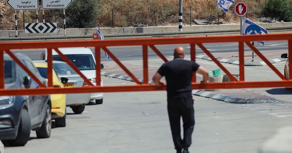 الاحتلال يغلق الضفة وغزة في ذكرى 7 أكتوبر