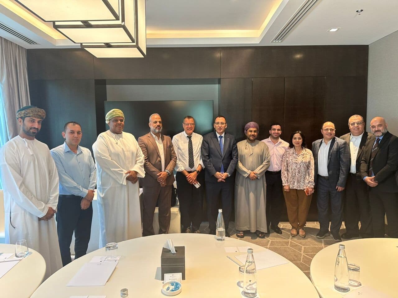 Palestine-Oman Economic Relations Discussed