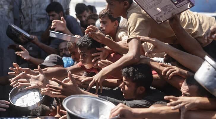 إقالة مسؤول أممي من الفاو لدعمه غزة