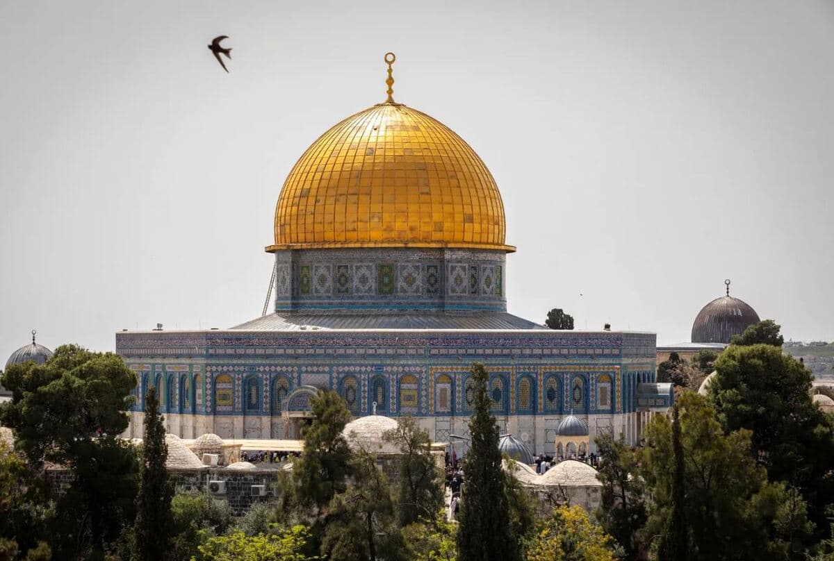 المسلمون والمسيحيون يطالبون بالحشد للأقصى لمواجهة التوغلات الاستيطانية
