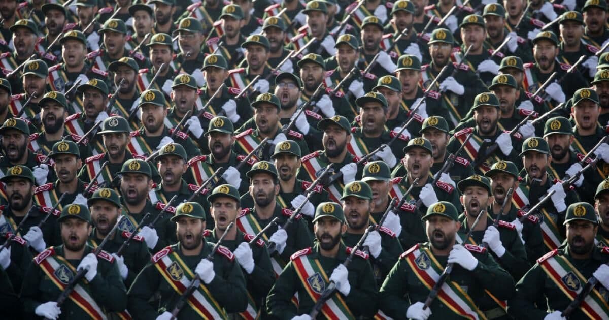 Iran displays missile progress and Hirmz talks with Oman