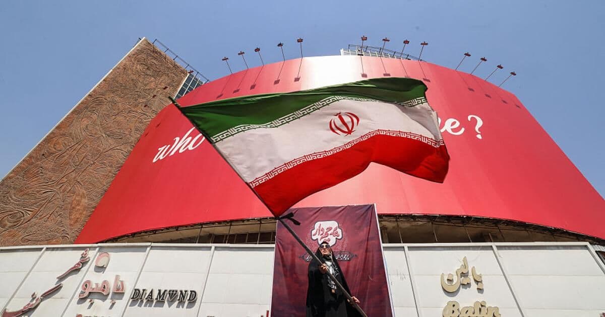 وساطات إقليمية تهدئ التصعيد تجاه إيران