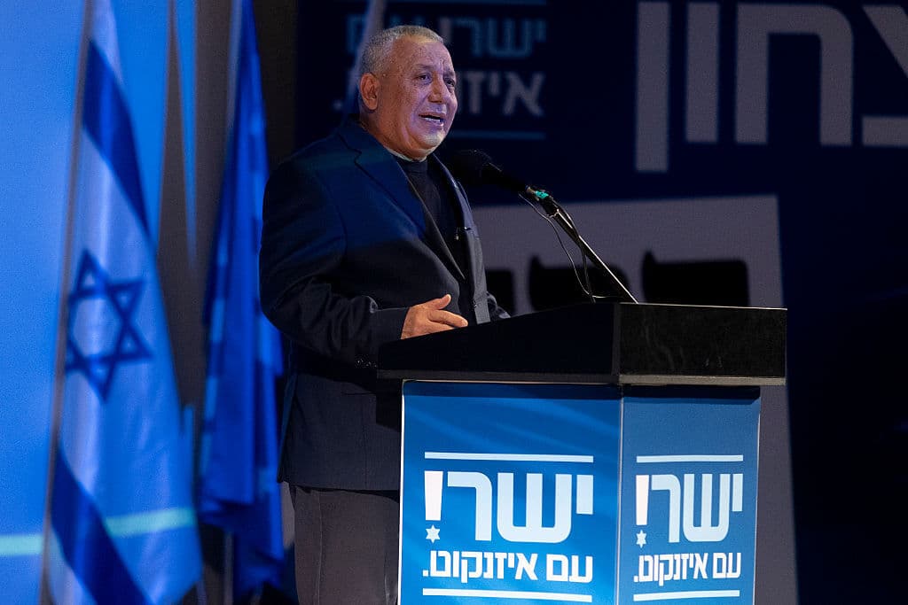 Eisenkot Opposes Palestinian Annexation