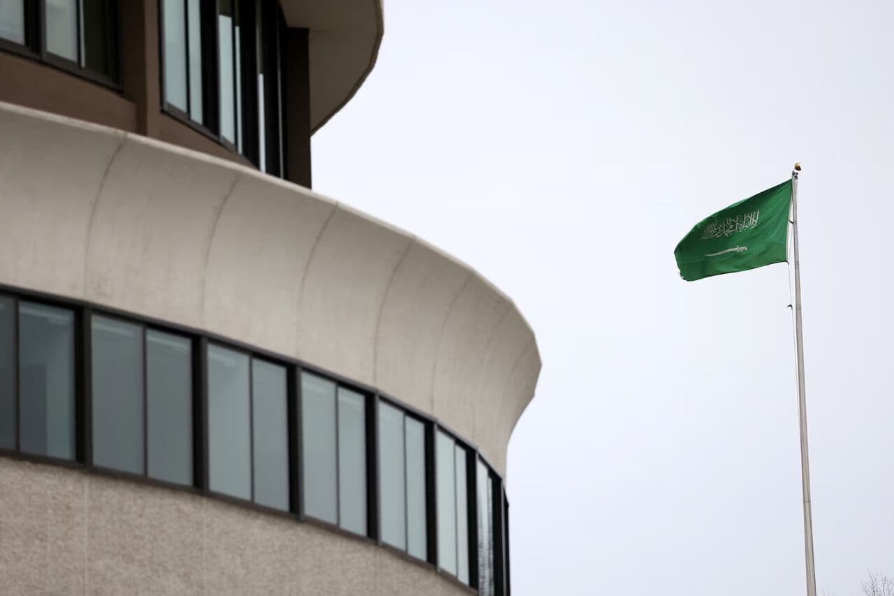 Riyadh airport attack causes injuries and delays