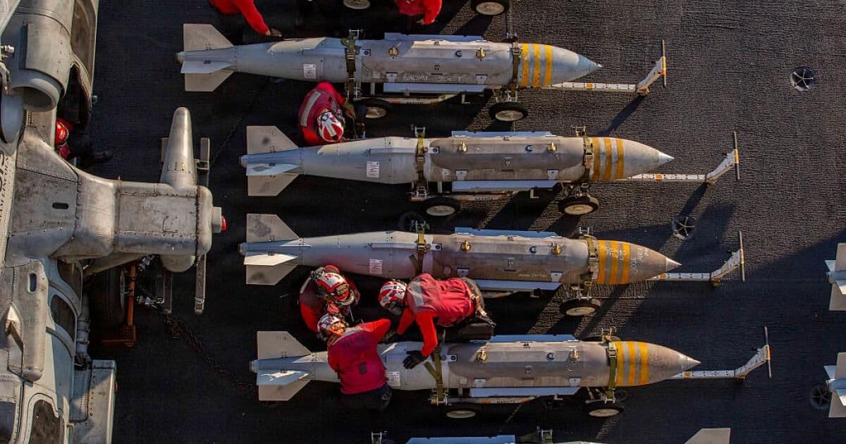 US retreat from Iran strikes amid ammo concerns