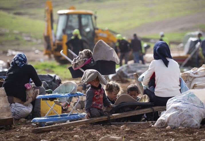 Negev neighborhood destroyed displacing residents