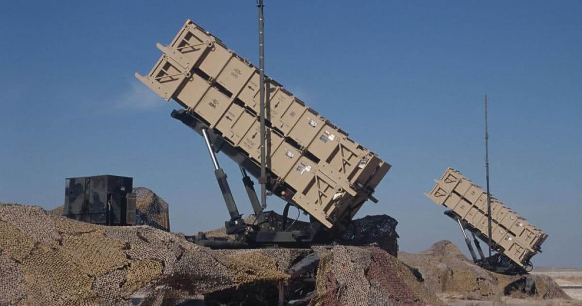 Saudi intercepts Houthi missiles