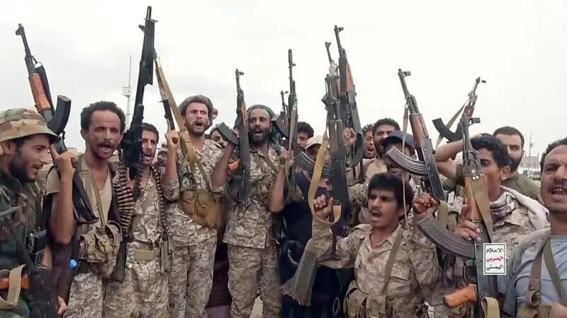 Houthis Attack Saudi Airports and Oil Sites