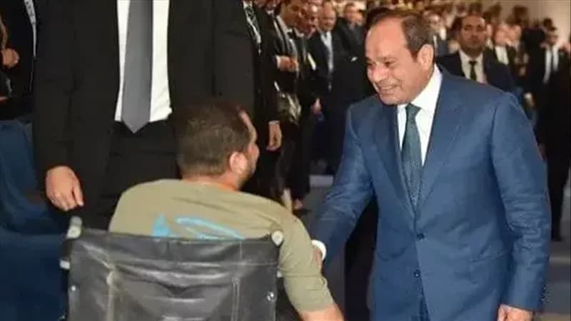 السيسي يلتقي مواطنا من ذوي الإعاقة
