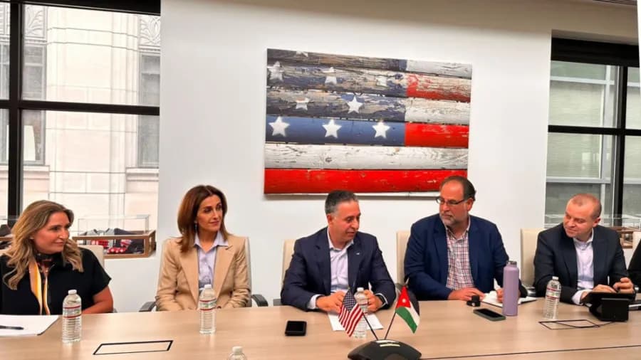 Judges Focus on Strengthening US Economic Ties