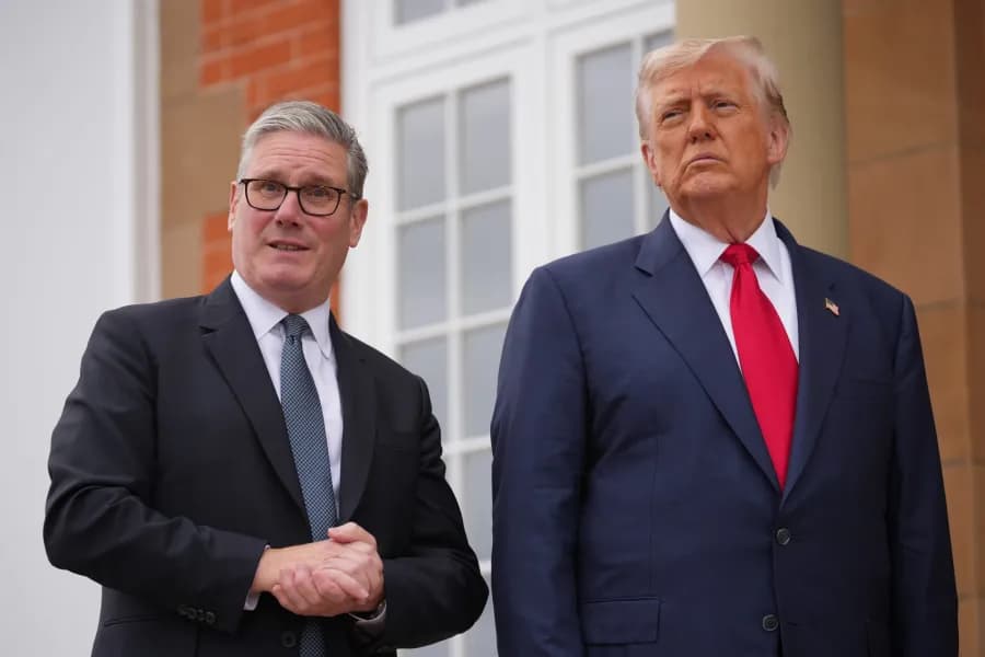 Trump Talks Mines Removal with UK PM