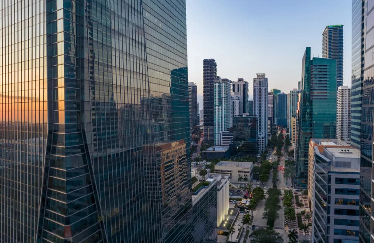 Mystery surrounds Israeli businessman's death in Miami