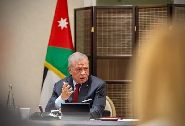 King Discusses Economic Ties in London