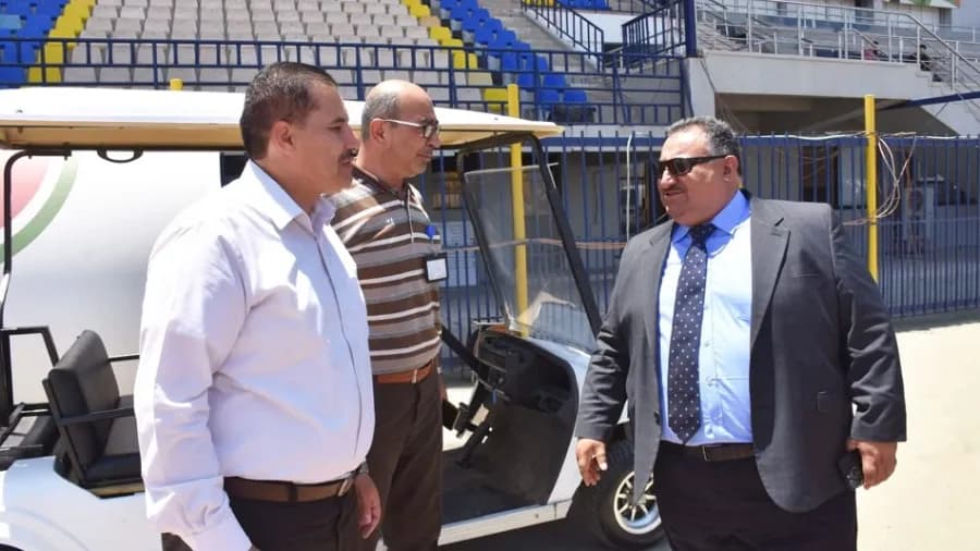 محافظ إربد يراجع مشروع إعادة تأهيل ستاد الحسن