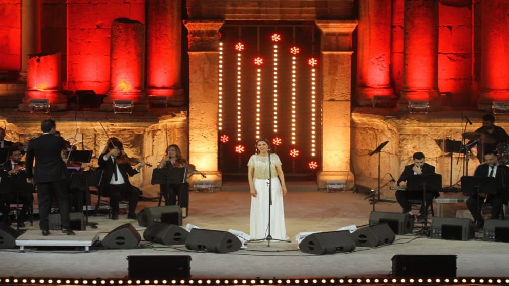 ماجدة الرومي تضيء مسرح جرش