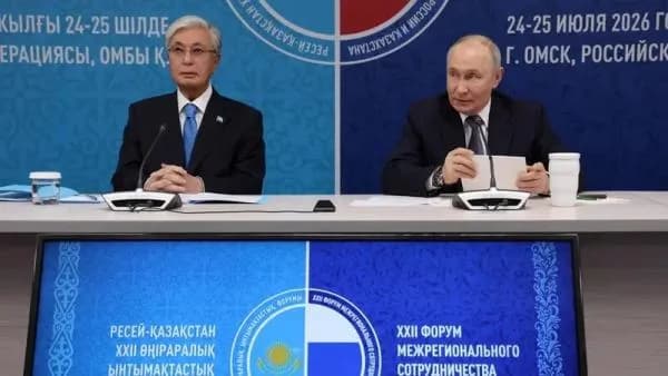 Kazakh President urges Russia to pause Ukraine conflict