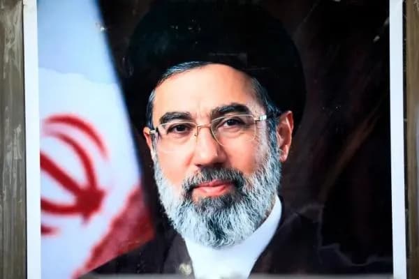 Iranian Guide: Tehran Supports Mujahideen of Lebanon