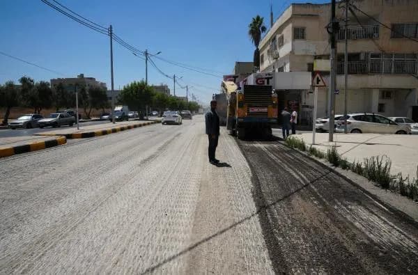 Irbid Municipality maintains Omar Al-Mukhtar Street
