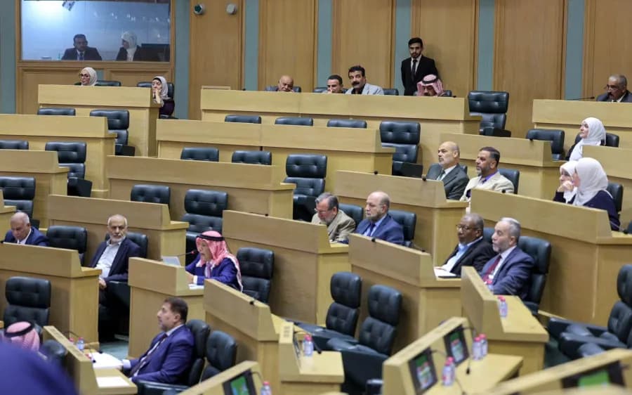 النواب يوافقون على المادة الأولى من قانون تعديل الملكية العقارية