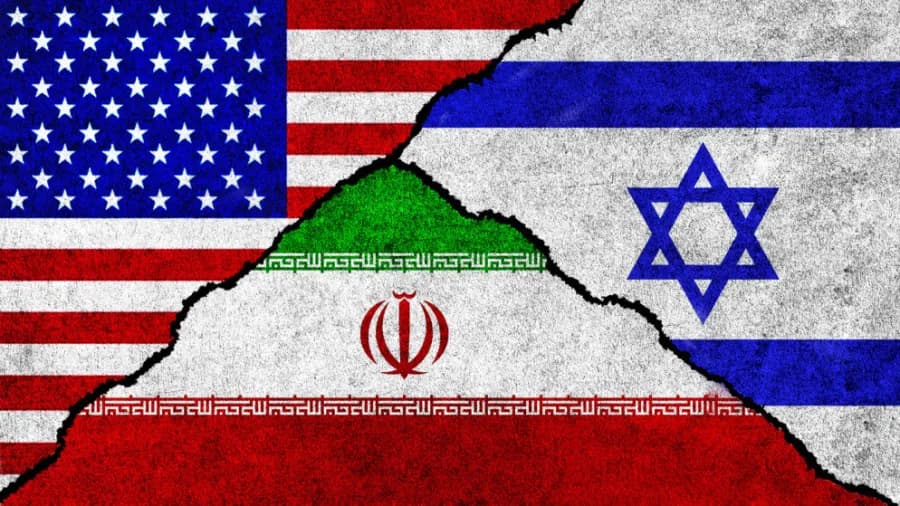 واشنطن وتل أبيب تجهزان لضرب أهداف إيرانية
